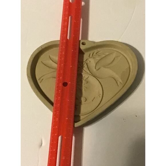 Vintage Pampered Chef Peace on Earth Heart 2002 Clay Cookie Mold Baking - Picture 5 of 5